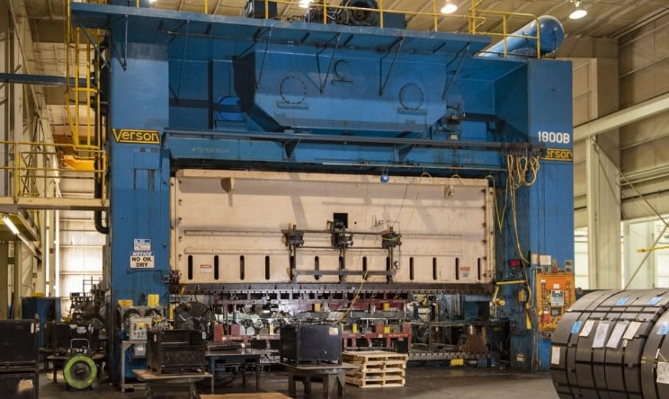 1,800 Ton Press